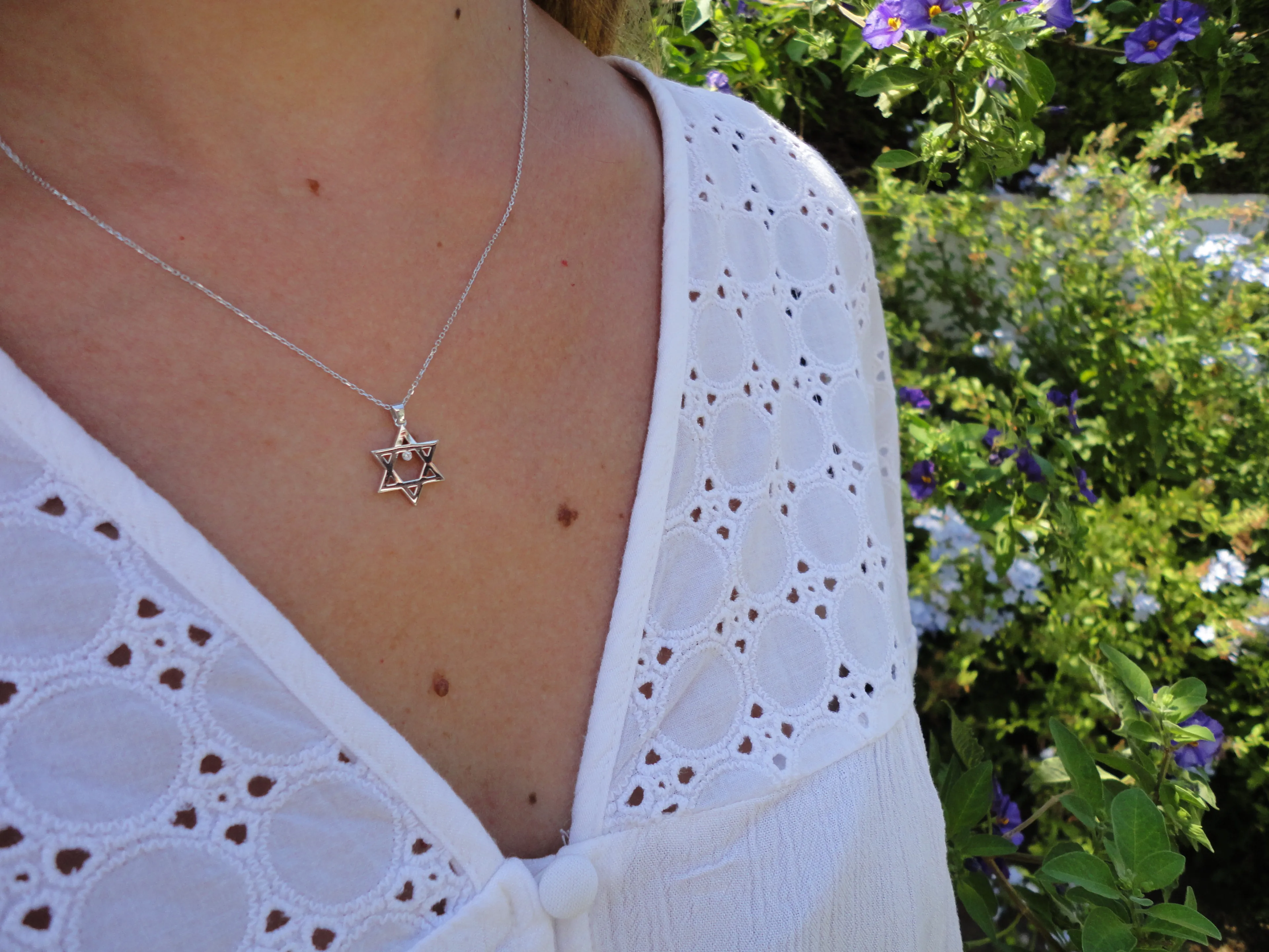 14K Altın 0.01ct Pırlantalı Davut Yıldızı Kolye